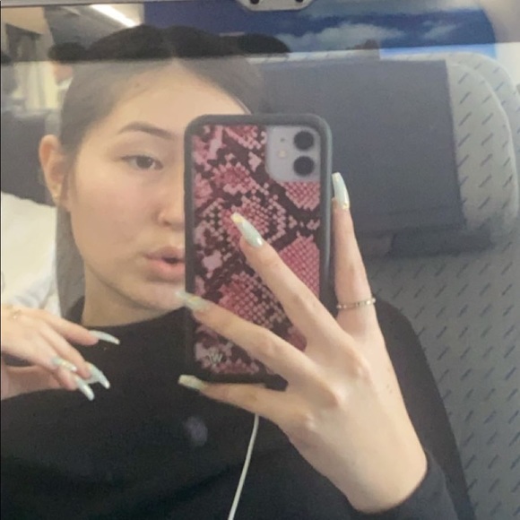 Meet your Posher, Amy - Picture 2 of 3